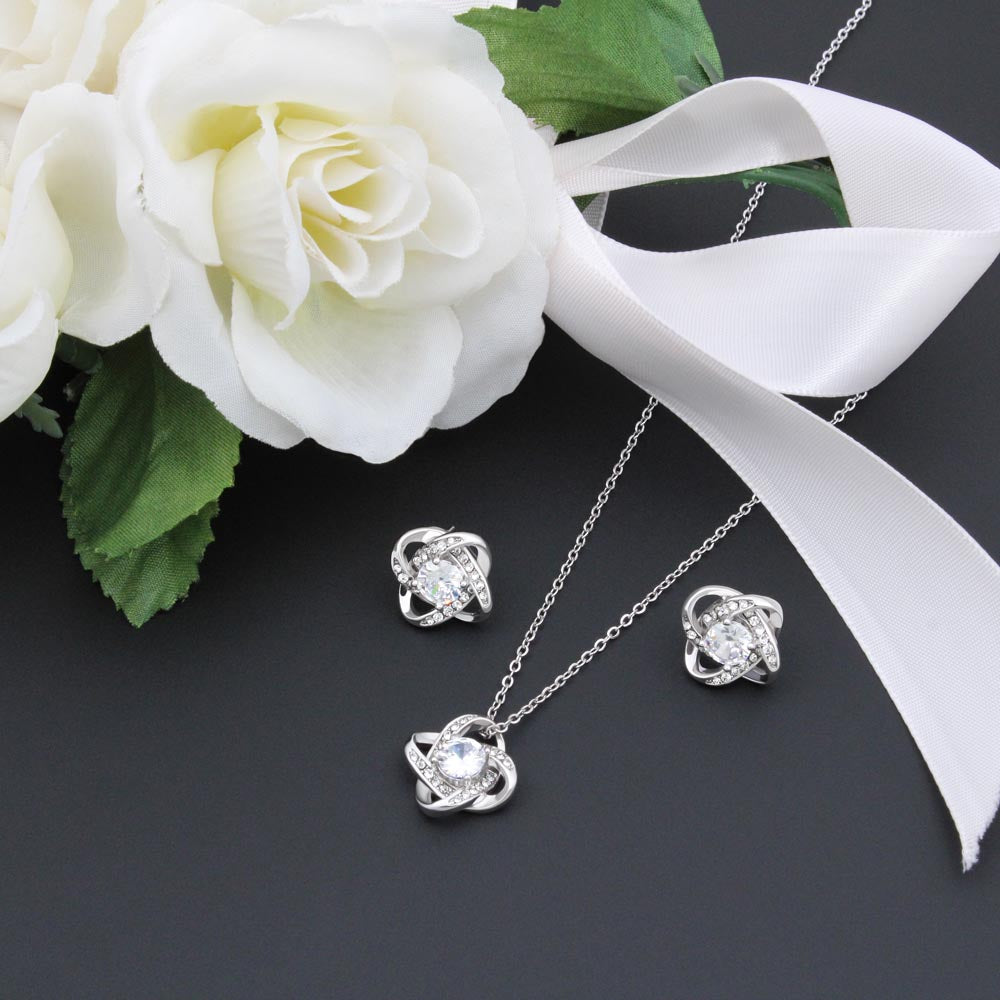 TO MY SMOKIN' HOT WIFE, ENJOY THIS LOVE KNOT GIFT!