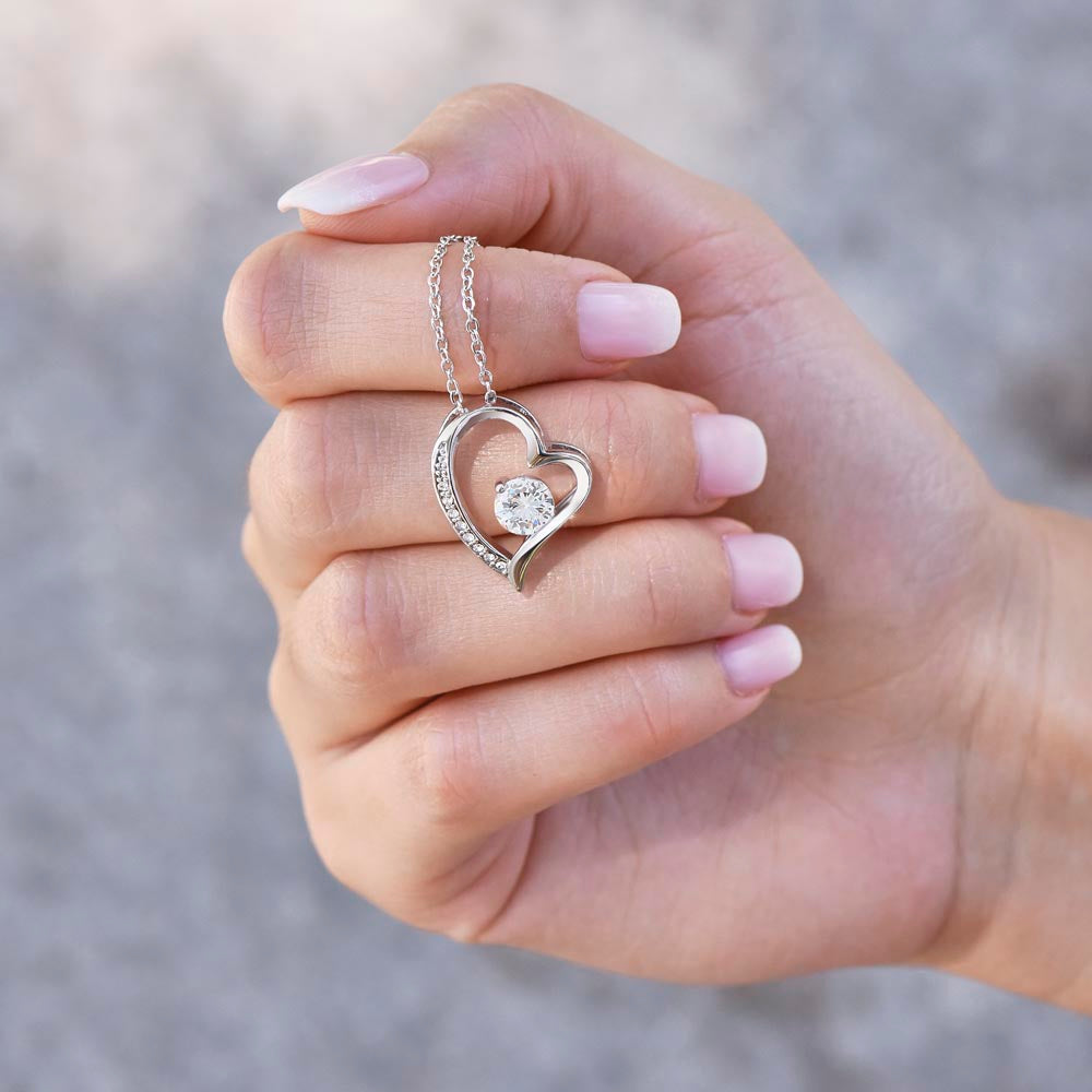 TO MY LOVING MOM A LOVE ONLY GIFT OF THE FOREVER LOVE NECKLACE FOR YOU BECAUSE I LOVE YOU.